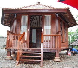 Octagon Cabin